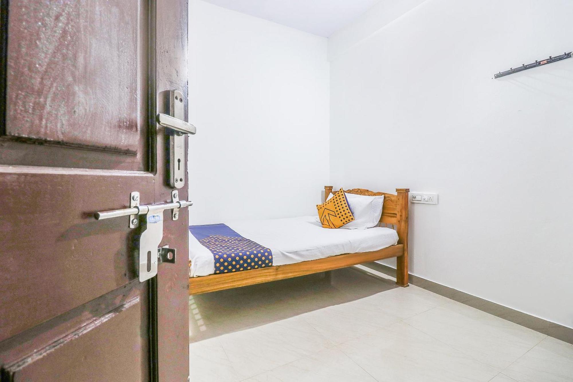 Spot On Rohini Inn Kadampuzha Kottakkal 外观 照片