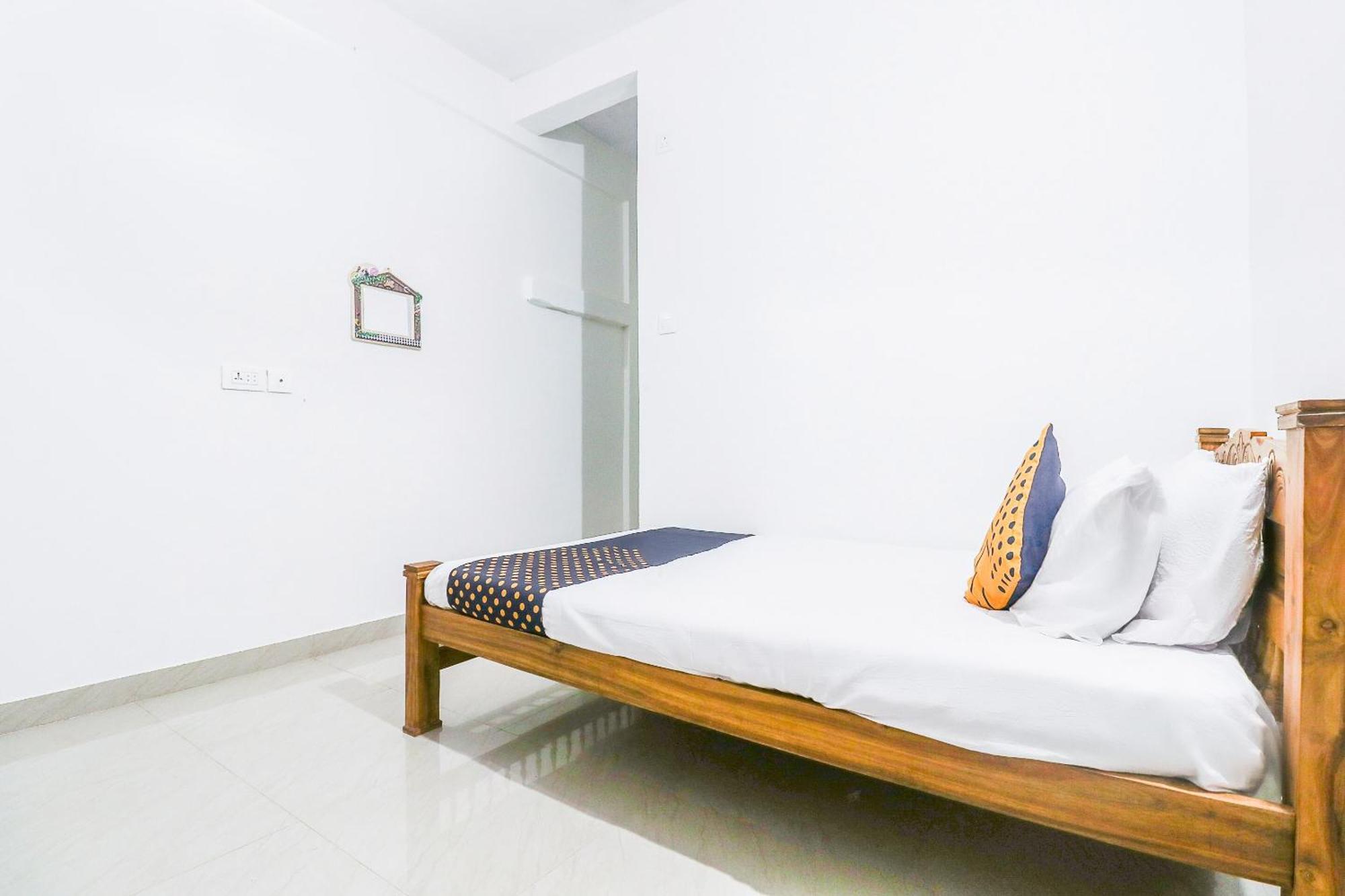Spot On Rohini Inn Kadampuzha Kottakkal 外观 照片