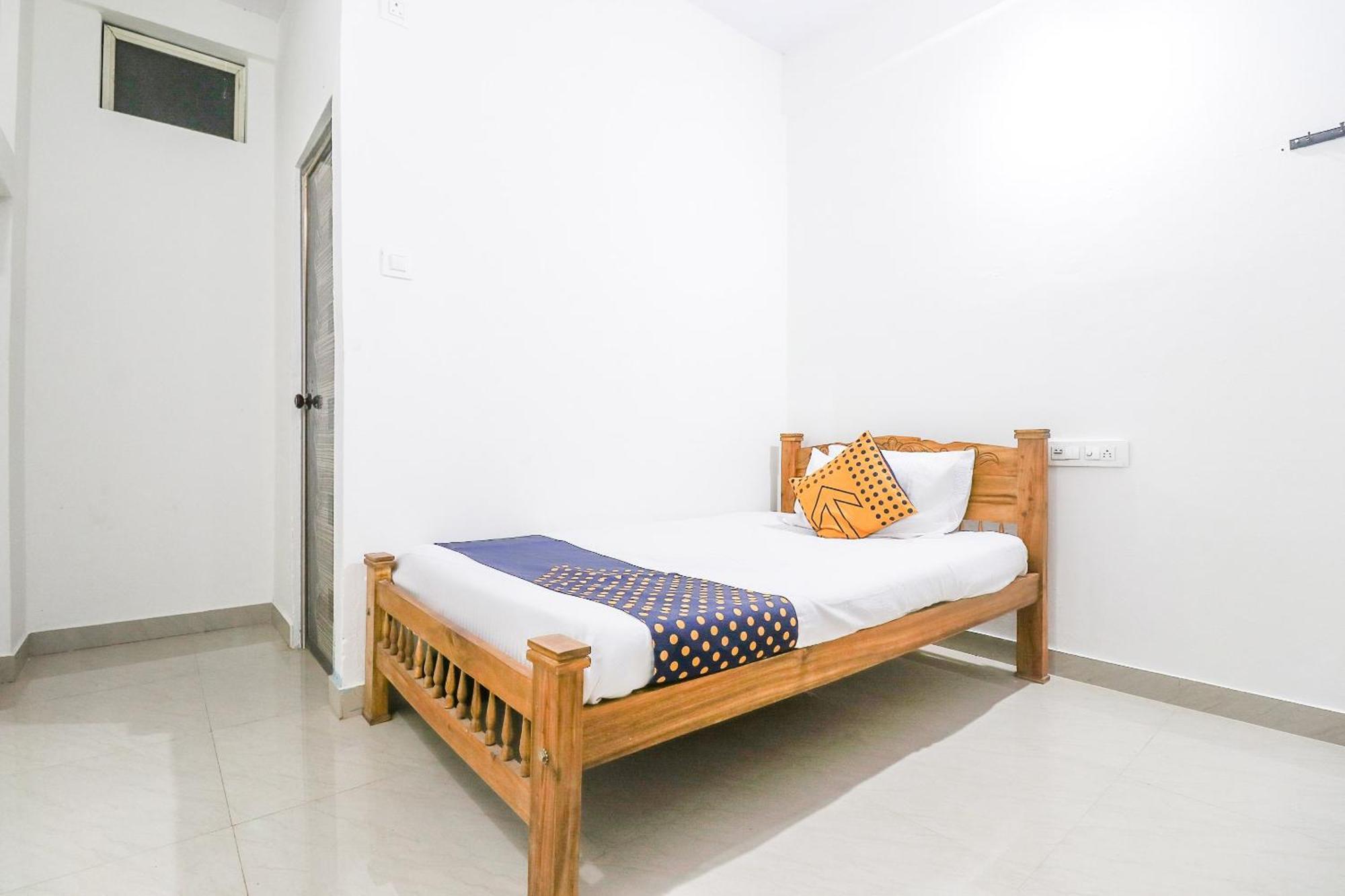 Spot On Rohini Inn Kadampuzha Kottakkal 外观 照片