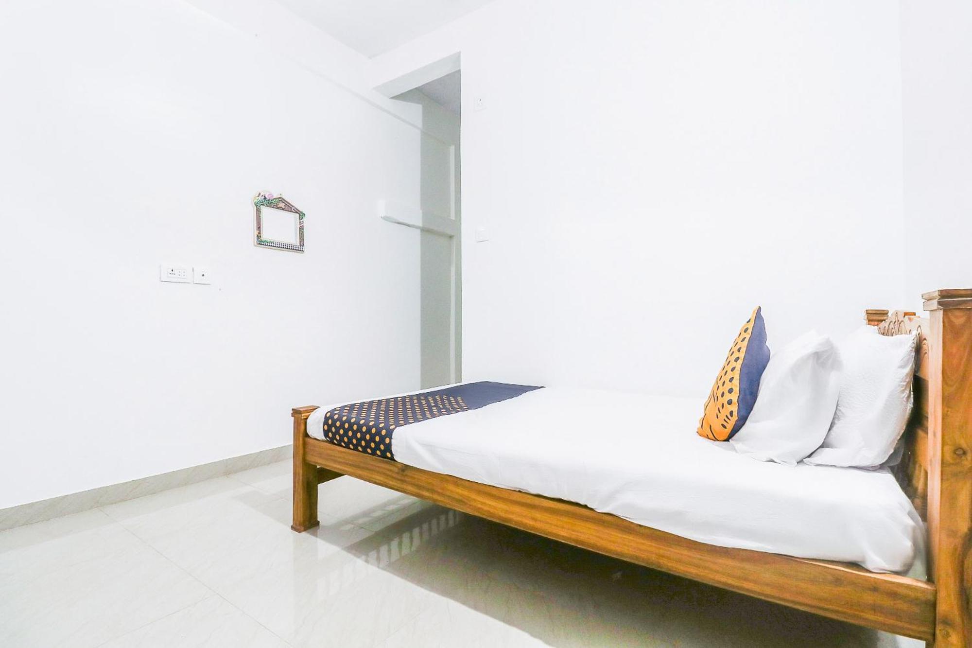 Spot On Rohini Inn Kadampuzha Kottakkal 外观 照片